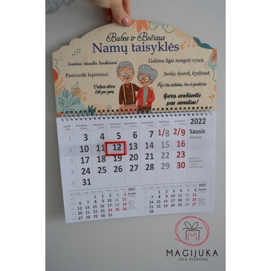 Sieninis pakabinamas medinis kalendorius Seneliams