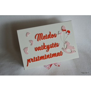Krikštadėžė "Raudonos detalės"