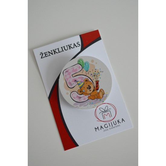 Medinis ženkliukas "Gimatdienis"